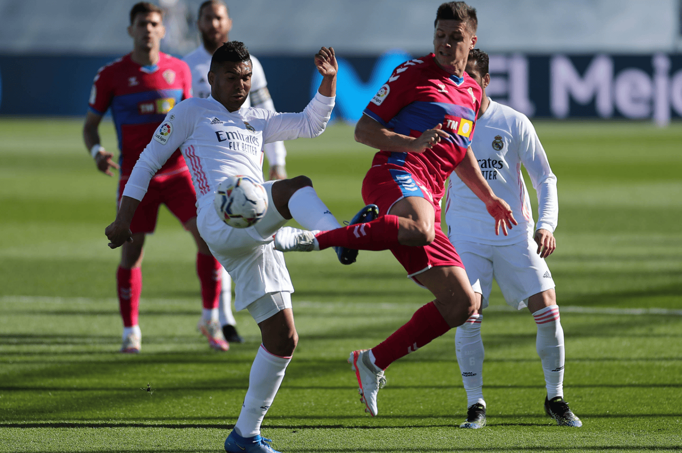 国际比赛日比利亚雷亚尔止住颓势瓦伦西亚围绕NBA总决赛伤情更新，塞维利亚遗憾出局备战欧篮联看傻球迷的简单介绍